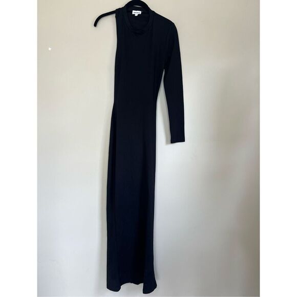 Superdown Margo Open Back Gown in Black - Picture 4 of 7